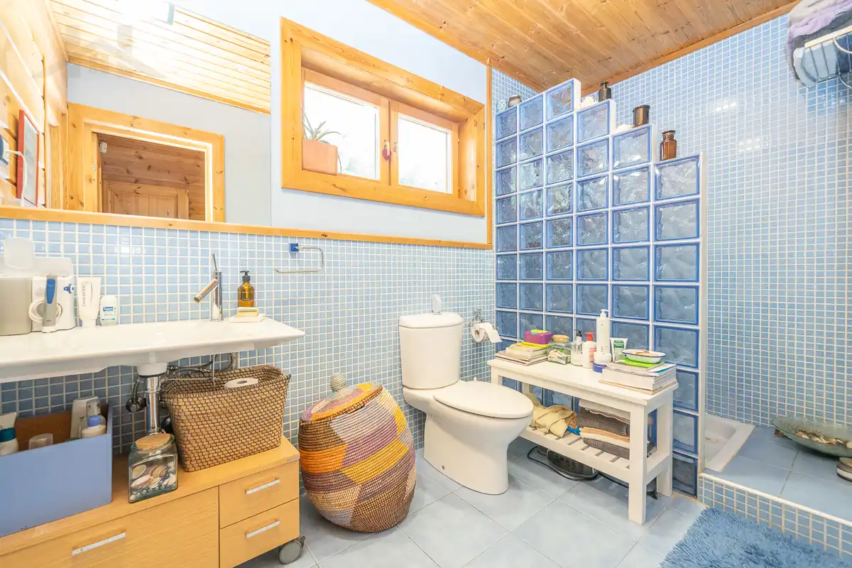 Baño de Casa o chalet en venta en Valdemorillo con Aire acondicionado, Jardín privado y Terraza