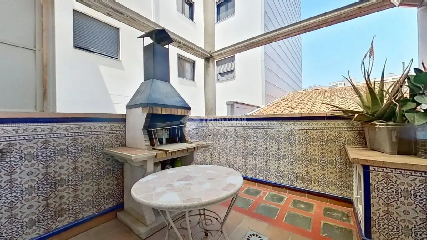 Terrassa de Casa adosada en venda en Cerdanyola del Vallès