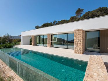 Villa con piscina in vendita a Roca Llisa