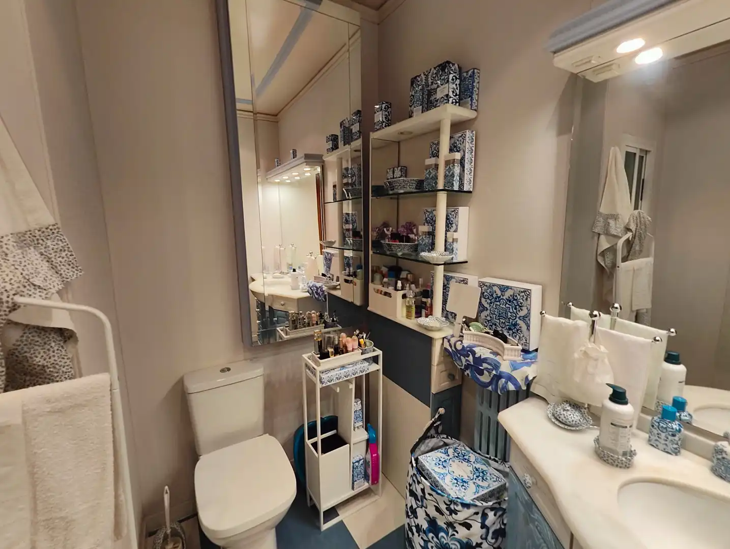 Baño de Piso en venta en Madrid con Aire acondicionado, Calefacción y Parquet