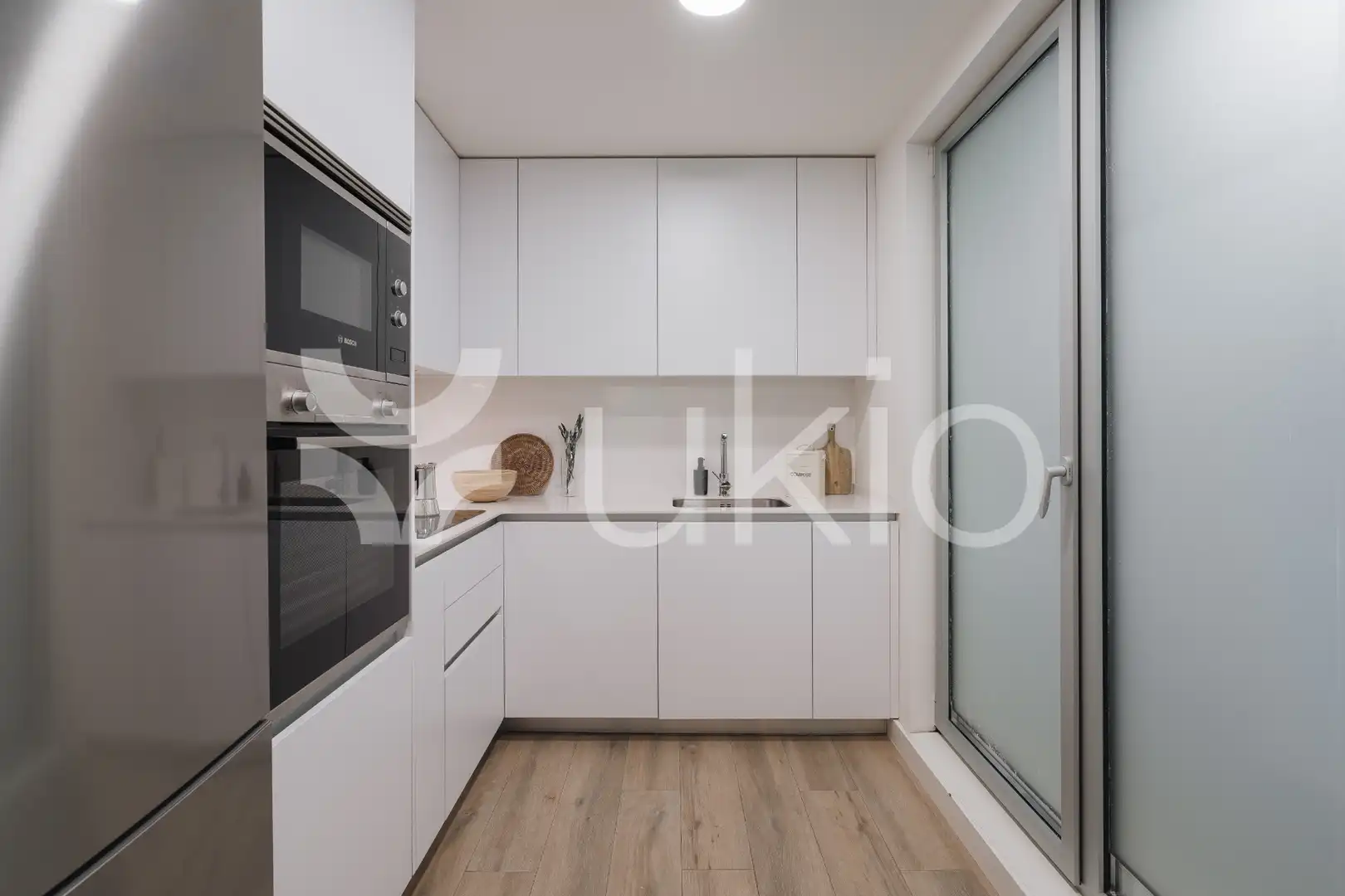 Cuina de Apartament de lloguer en Madrid amb Aire condicionat, Calefacció i Terrassa