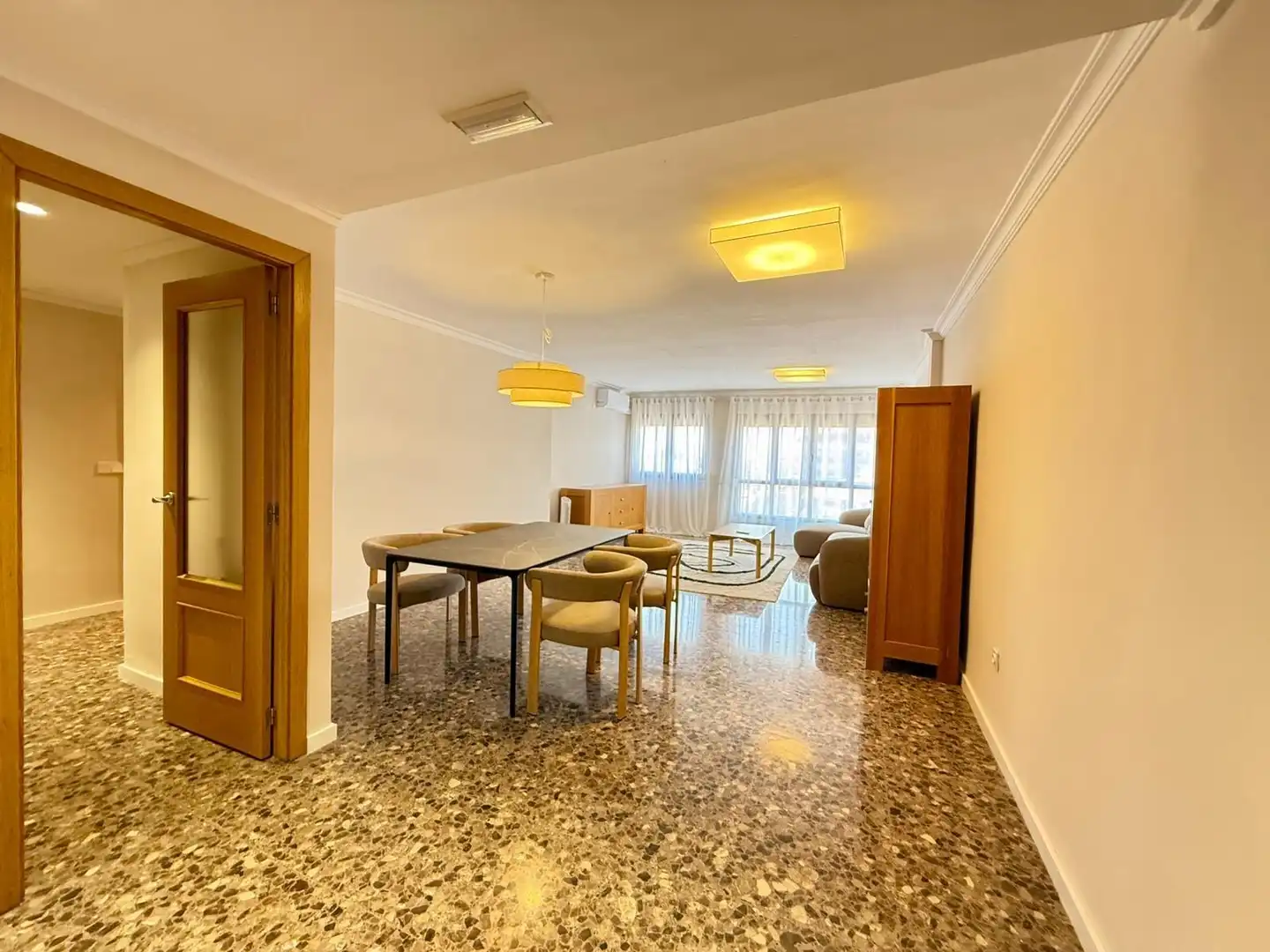 Vista exterior de Piso de alquiler en Sagunto / Sagunt con Piscina comunitaria