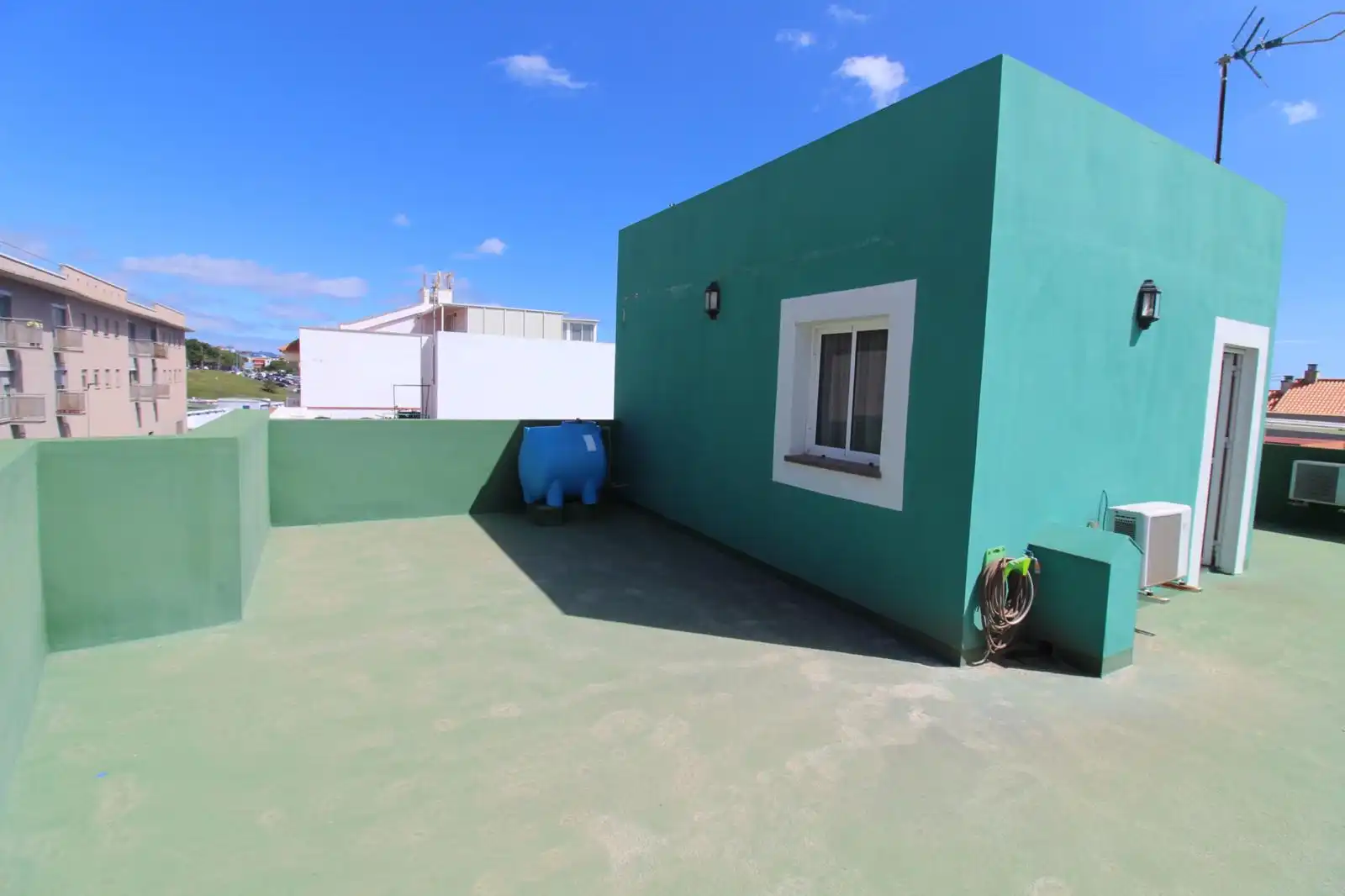 Vista exterior de Edificio en venta en San Cristóbal de la Laguna