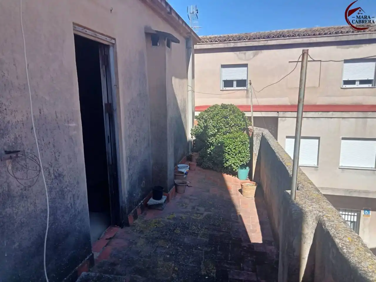 Vista exterior de Casa adosada en venta en La Font d'en Carròs con Terraza y Amueblado