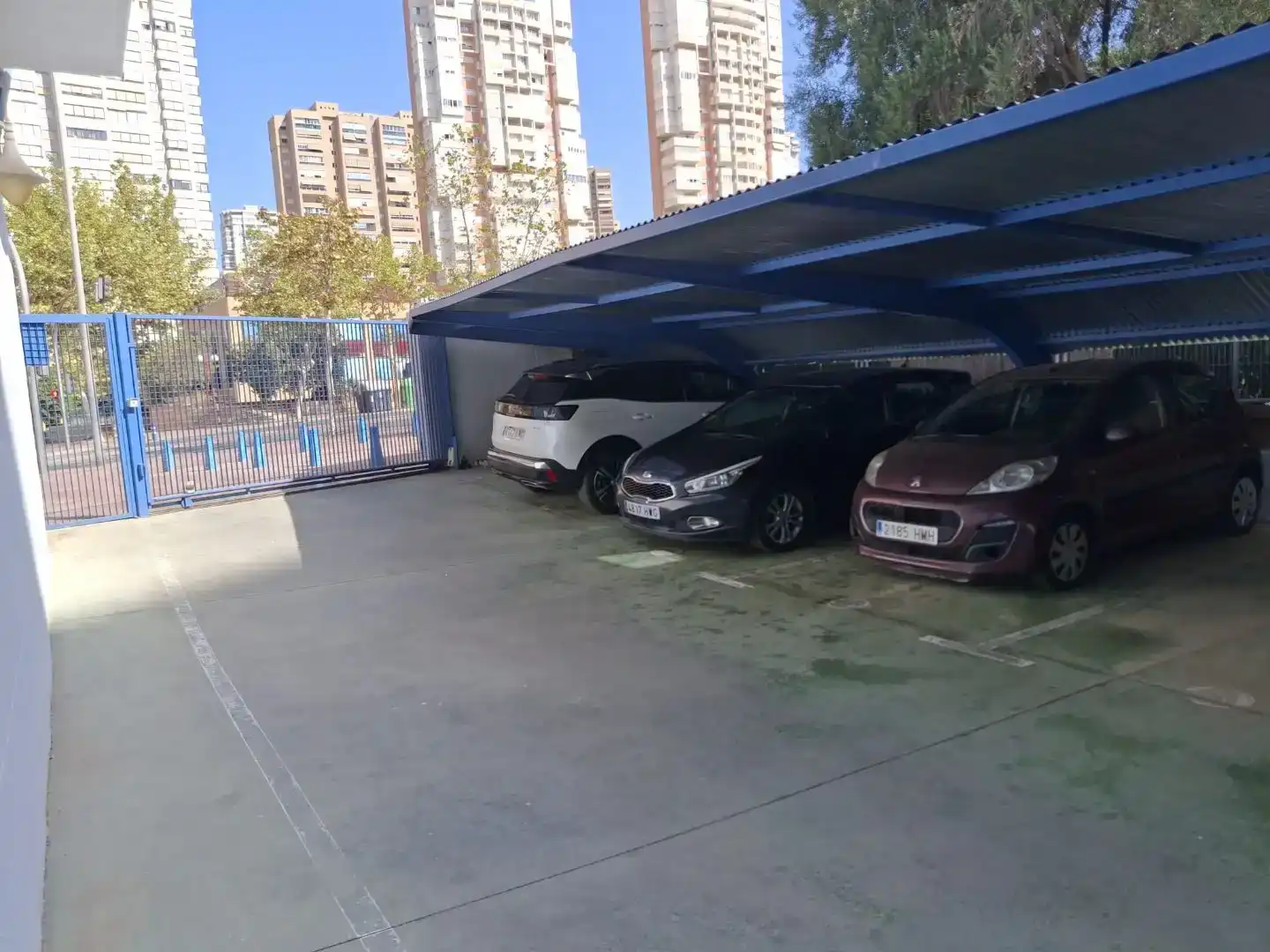 Parkplatz von Wohnung zur Miete in Benidorm mit Schwimmbad