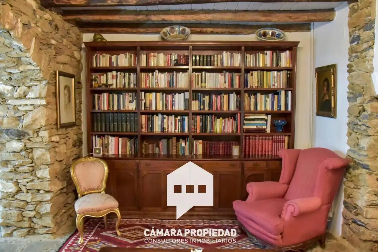 Sala d'estar de Finca rústica en venda en Aracena amb Calefacció, Terrassa i Piscina