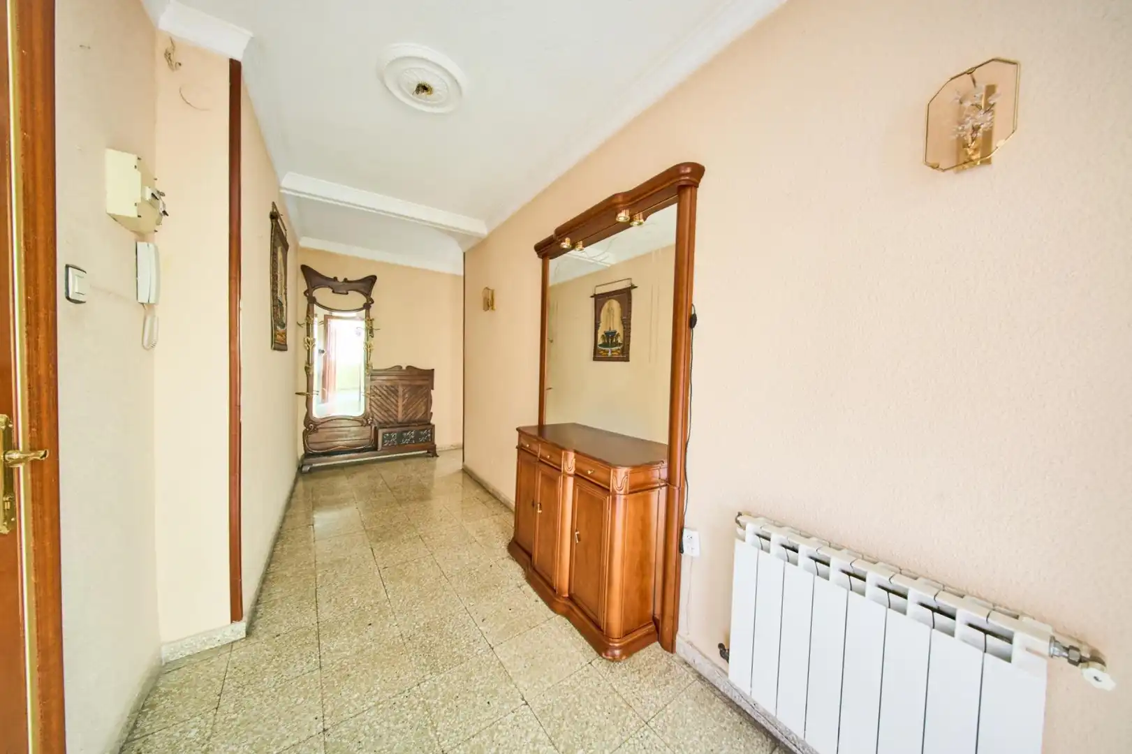 Piso en venta en Granada con Calefacción