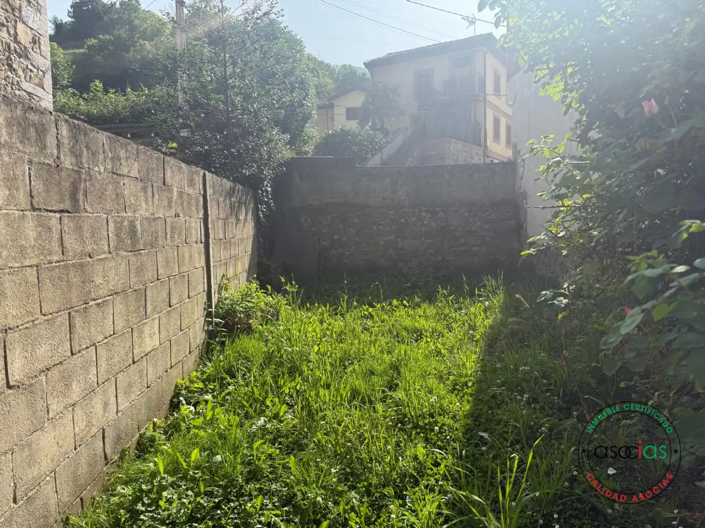 Local en venta en Teverga con Amueblado