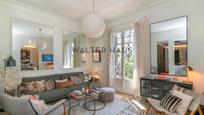 Living room of Flat for sale in  Barcelona Capital  with Air Conditioner, Heating and Oven