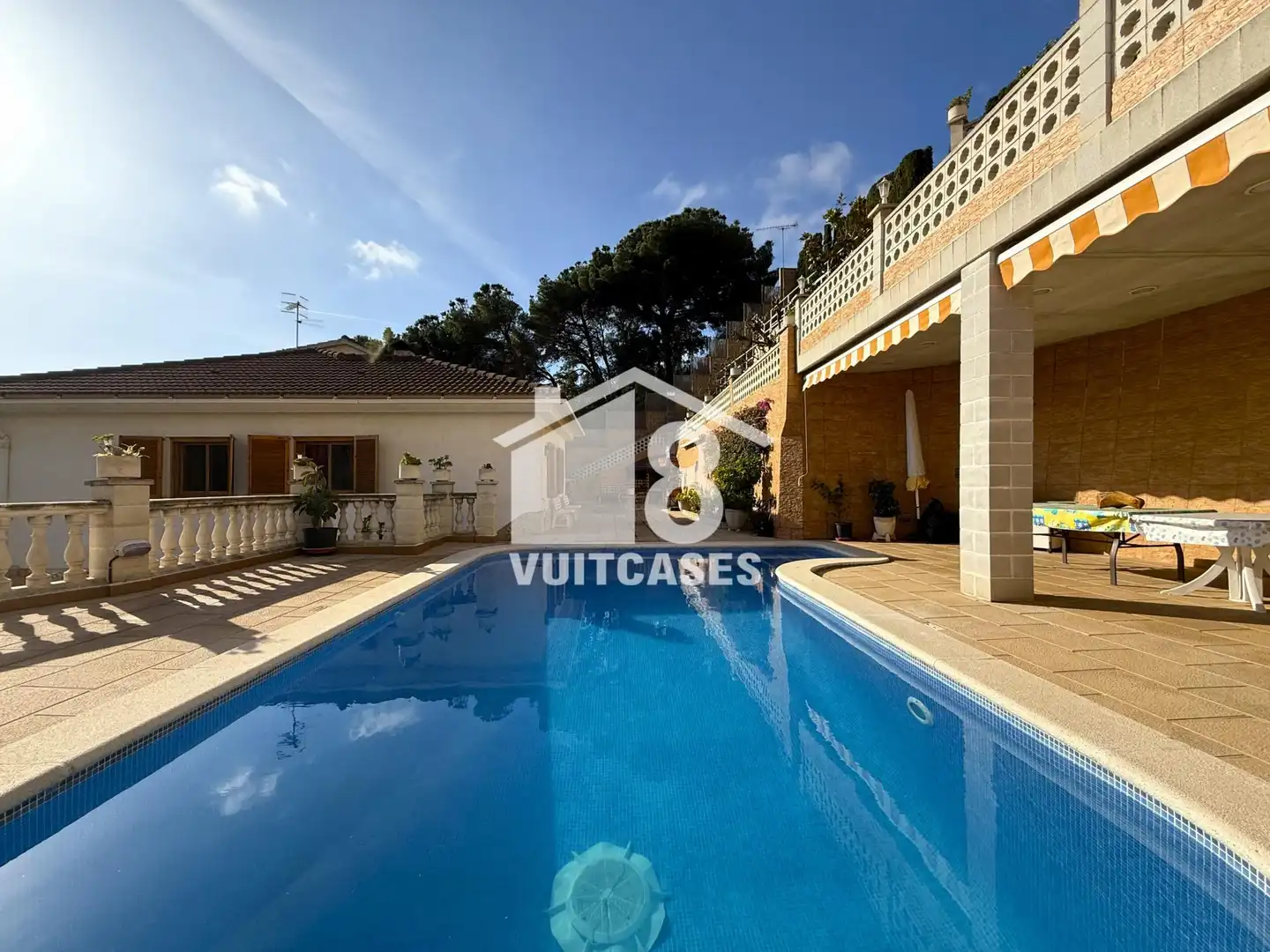 Vista exterior de Casa o xalet en venda en Arenys de Munt amb Calefacció, Terrassa i Traster