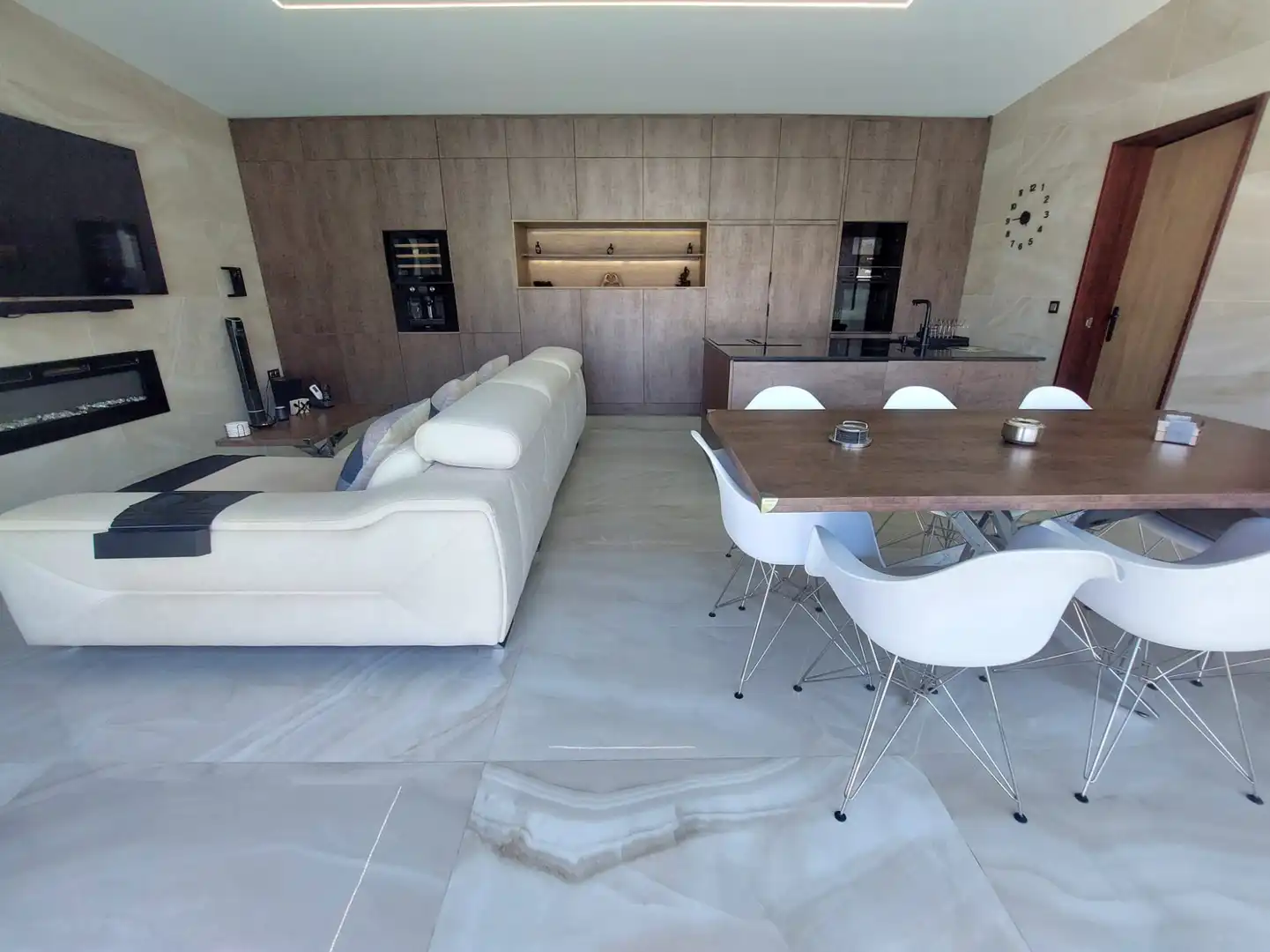 Sala d'estar de Casa o xalet en venda en Córdoba amb Aire condicionat, Calefacció i Jardí privat