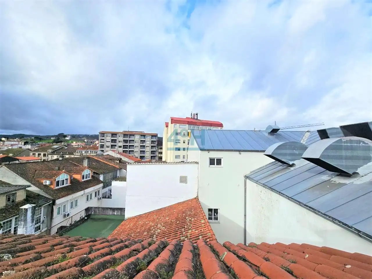 Vista exterior de Oficina de alquiler en Ourense Capital  con Amueblado