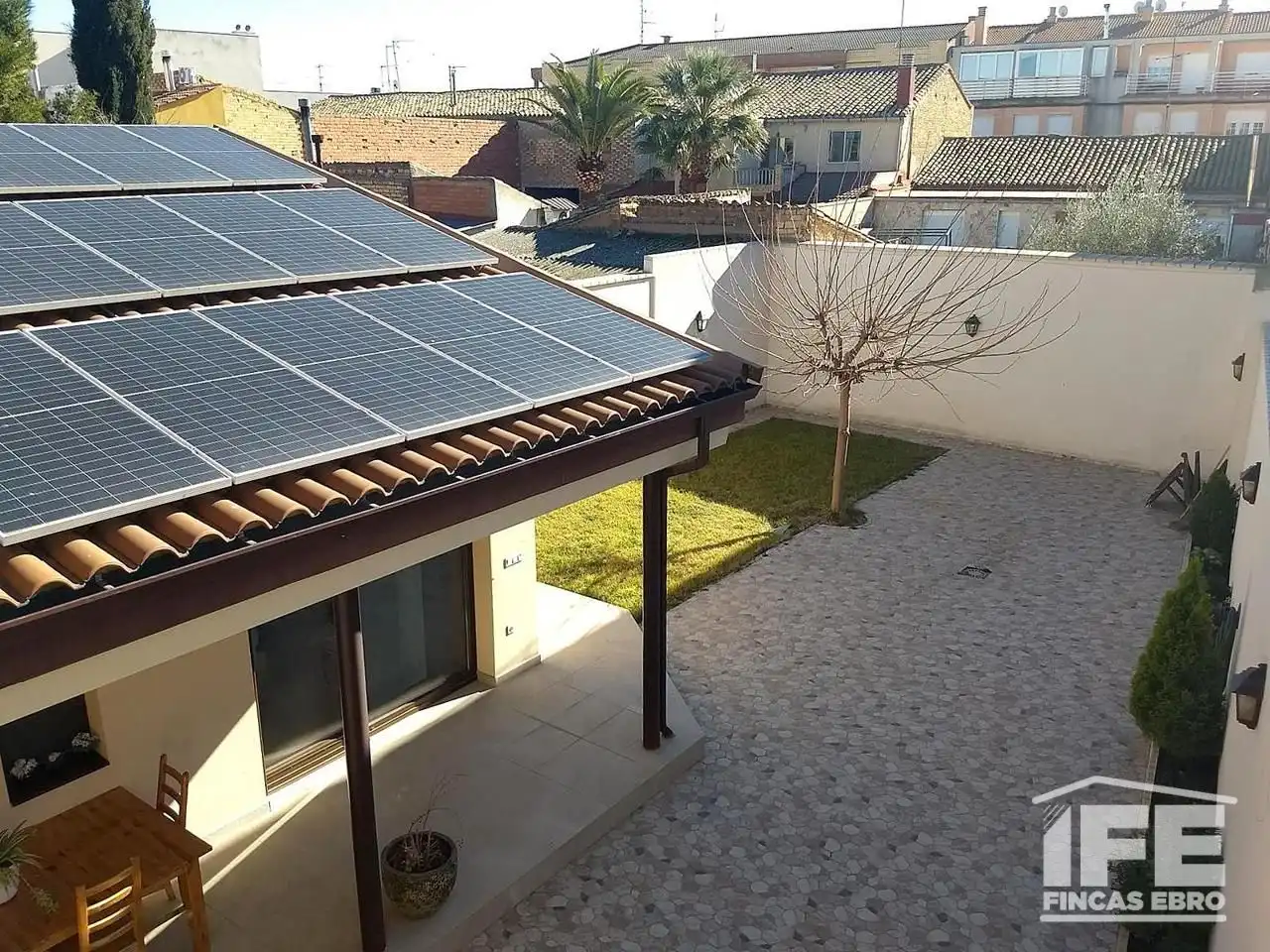 Terrassa de Casa o xalet en venda en Alagón amb Aire condicionat, Calefacció i Jardí privat