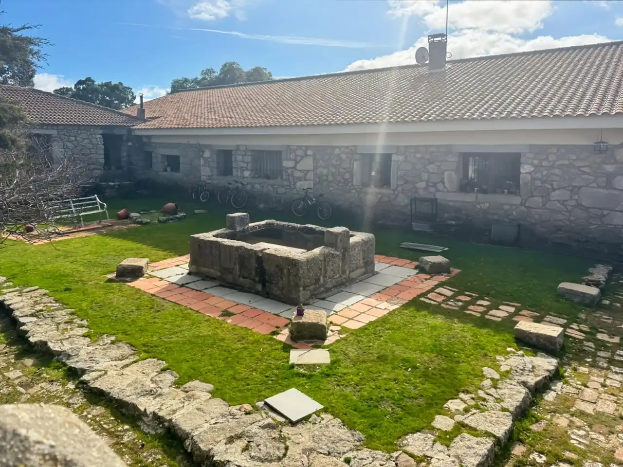 Außenansicht von Country house zum Verkauf in Colmenarejo mit Privatgarten