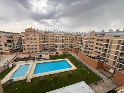 Piscina de Àtic en venda en Arroyo de la Encomienda amb Calefacció, Terrassa i Traster