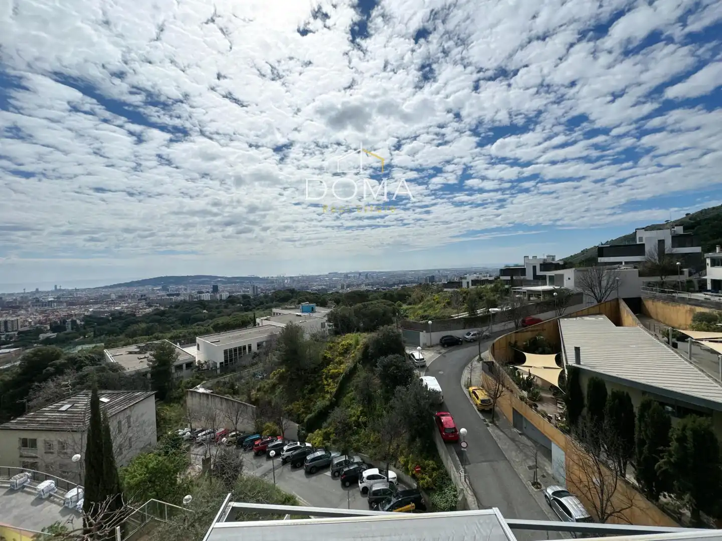 Vista exterior de Casa o chalet en venta en Barcelona con Aire acondicionado, Calefacción y Jardín privado