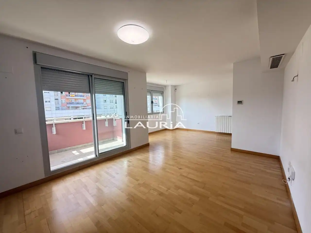 Living room of Flat for sale in Burjassot  with Air Conditioner, Heating and Private garden
