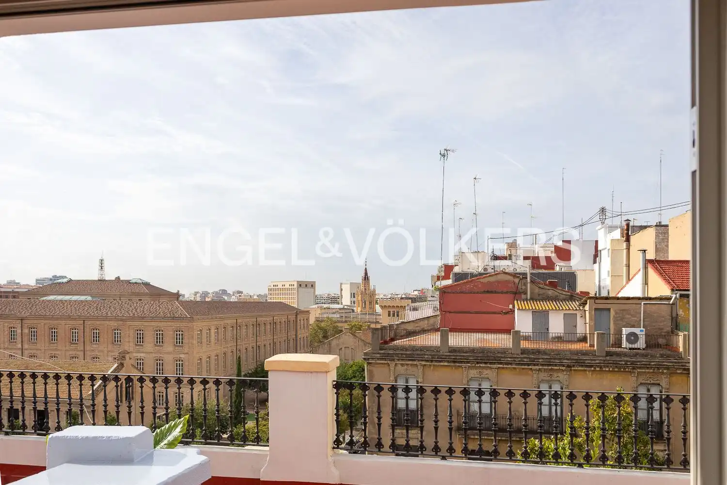 Dachboden zur Miete in Valencia, Valencia