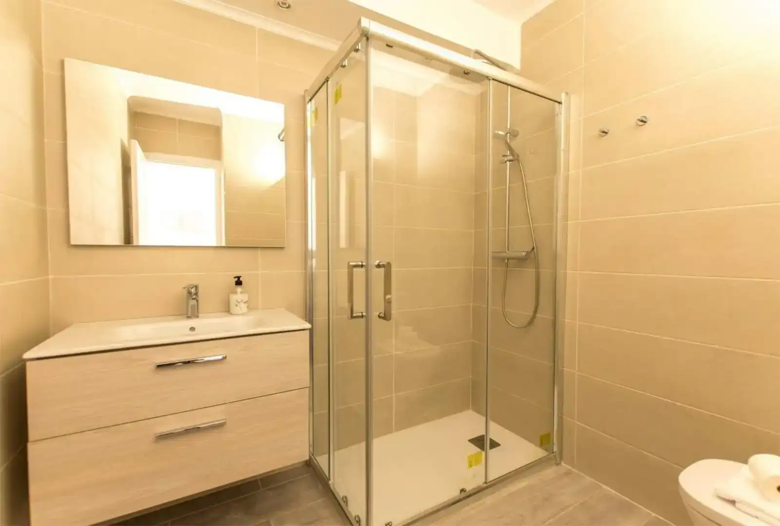 Baño de Dúplex en venta en Arona con Piscina, Amueblado y Horno