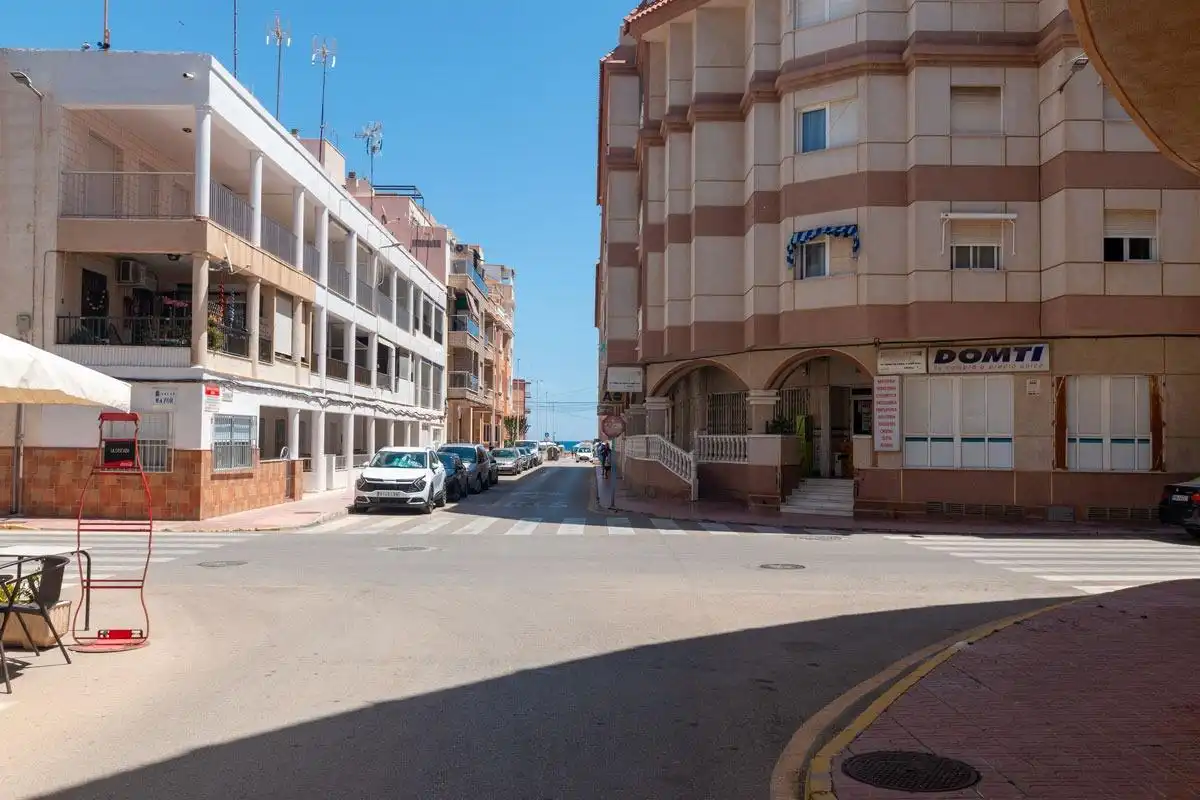 Vista exterior de Apartamento en venta en Torrevieja con Terraza y Balcón