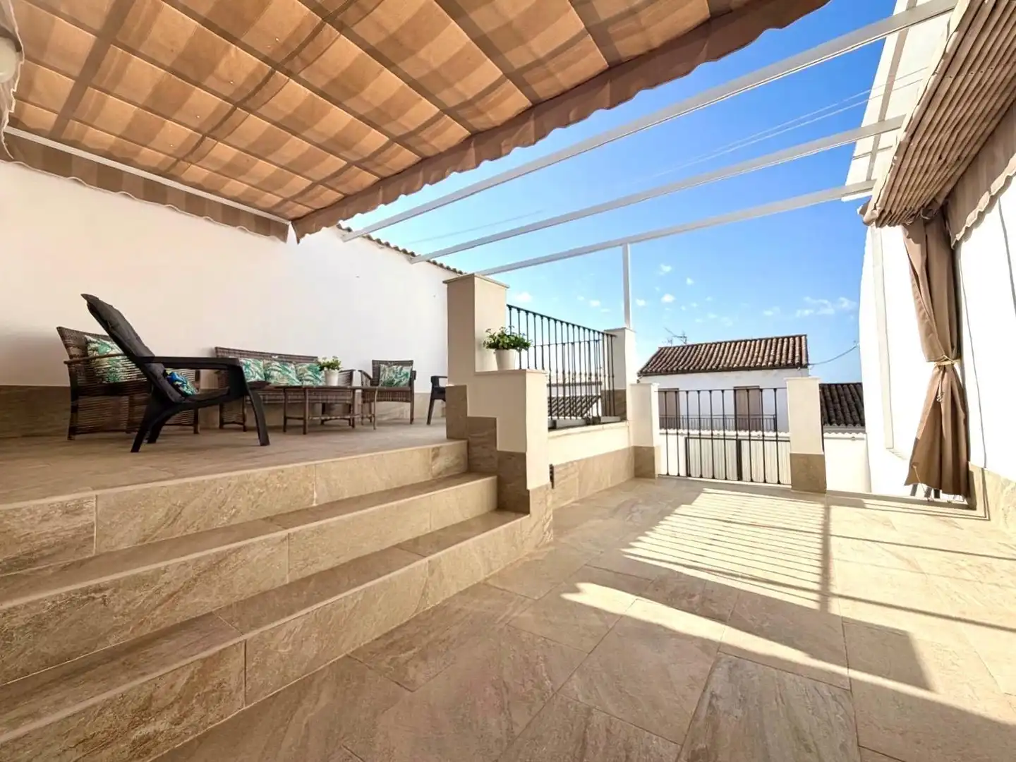 Houses for sale in Lopera