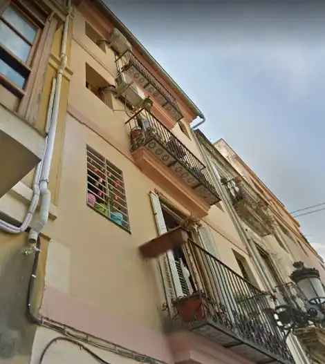 Vista exterior de Edifici en venda en Valencia