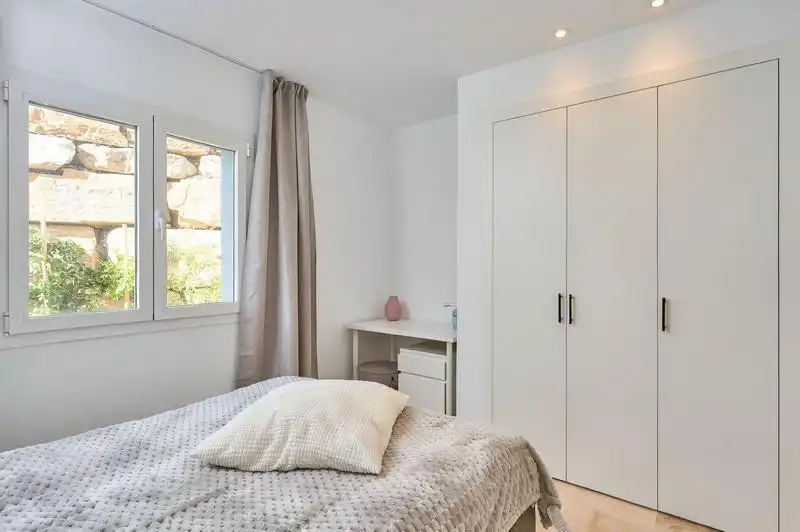 Bedroom of Ground floor for rent in Benahavís  with Air Conditioner, Private garden and Terrace