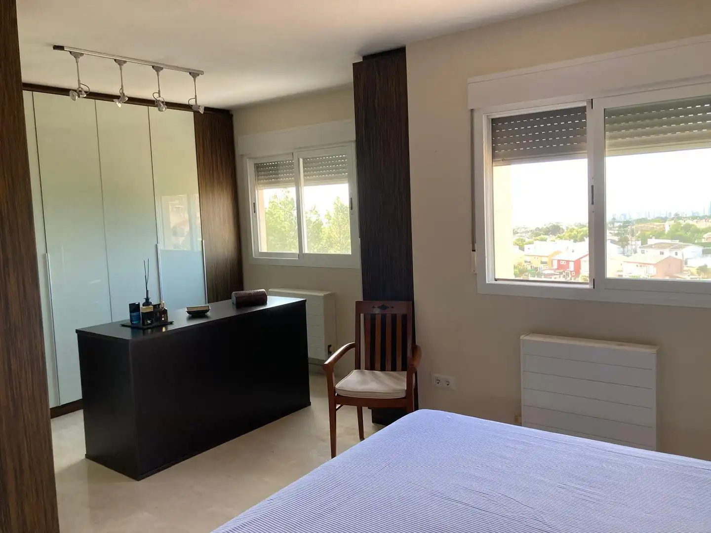 Habitación de Casa adosada en venta en La Nucia con Aire acondicionado, Jardín privado y Terraza