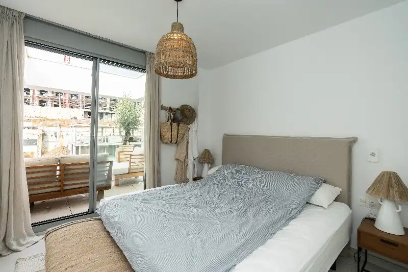 Dormitori de Àtic en venda en Marbella amb Aire condicionat, Terrassa i Piscina comunitària