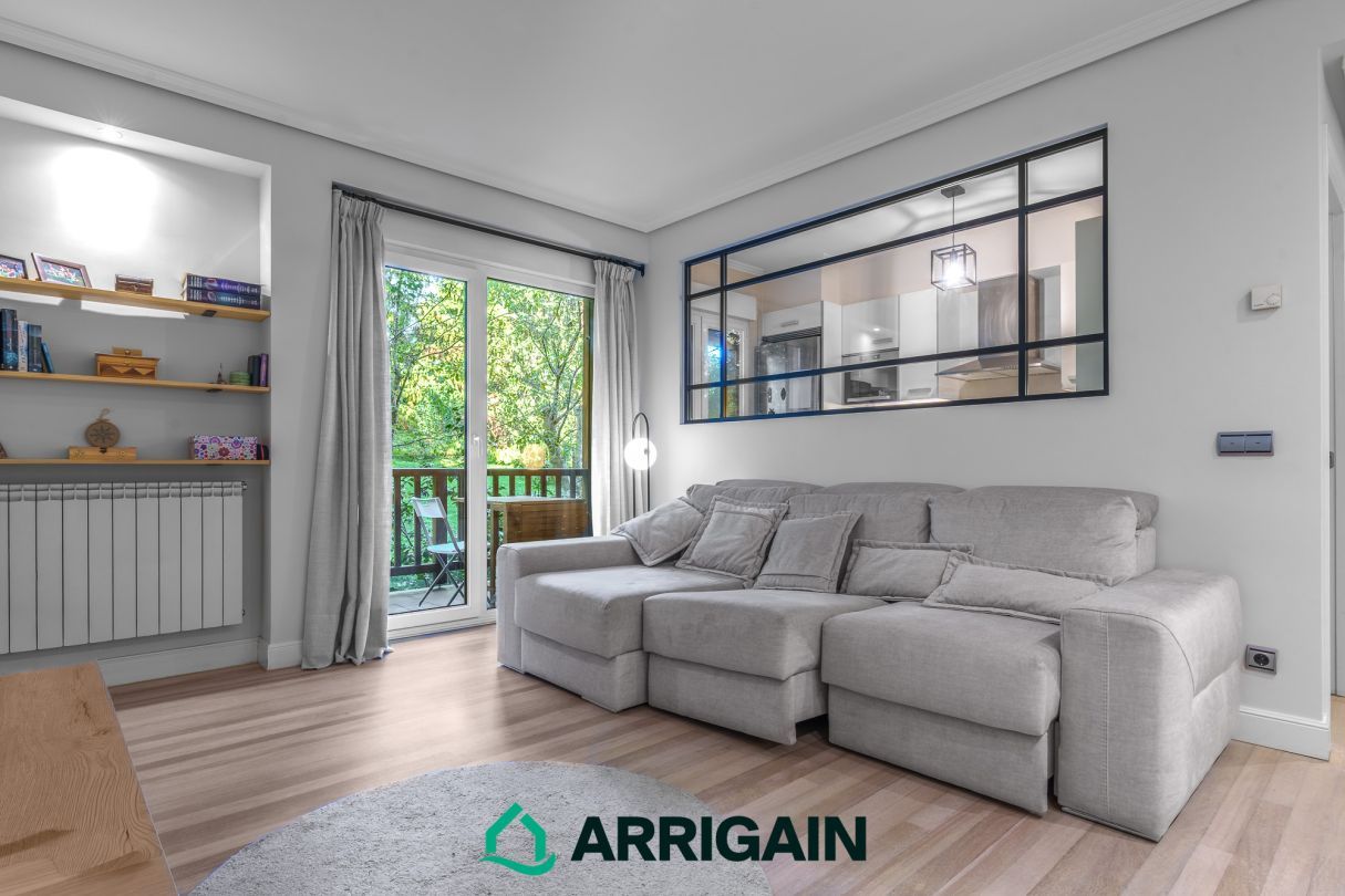 Living room of Flat for sale in Donostia - San Sebastián   with Heating and Terrace