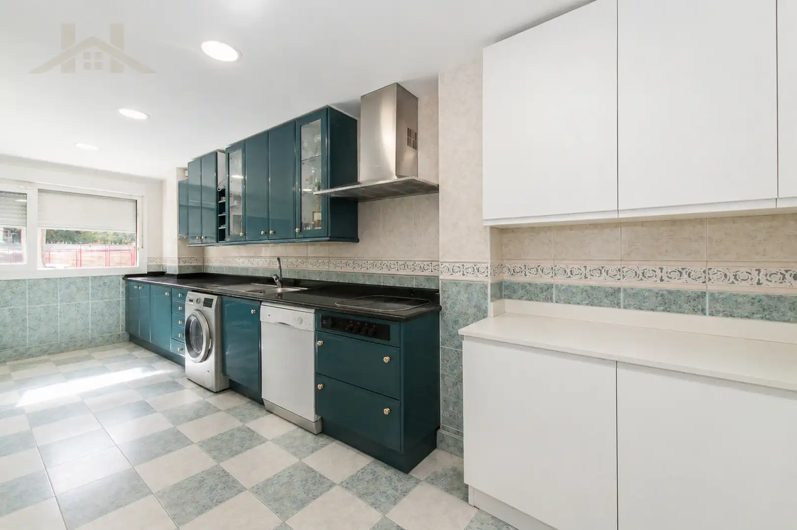 Kitchen of Houses for sale in La Moraleja  with Air Conditioner, Heating and Private garden