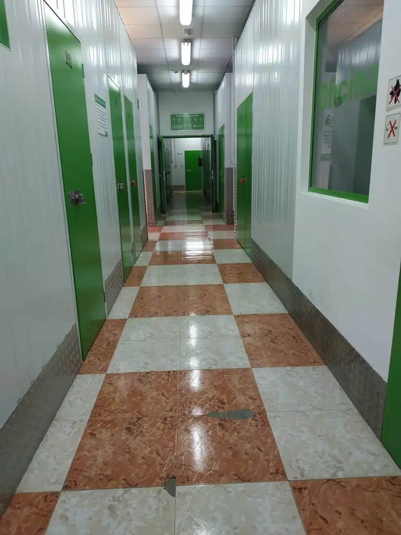 Storage room for rent in Calle Virgen de Fátima, 1, Centro