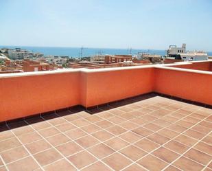 Terrassa de Casa adosada en venda en Vélez-Málaga amb Terrassa i Piscina