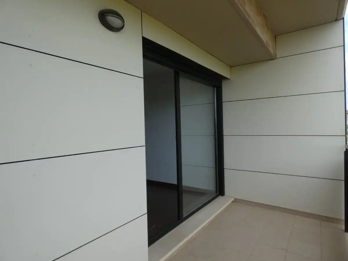 Piso con balcón en venta en Pinseque, imagen 5