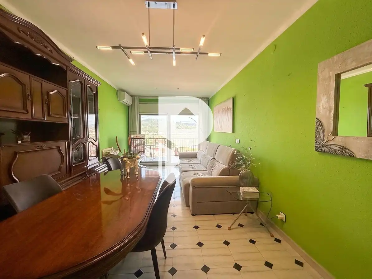 Living room of Flat for sale in Sant Vicenç Dels Horts  with Air Conditioner, Heating and Terrace