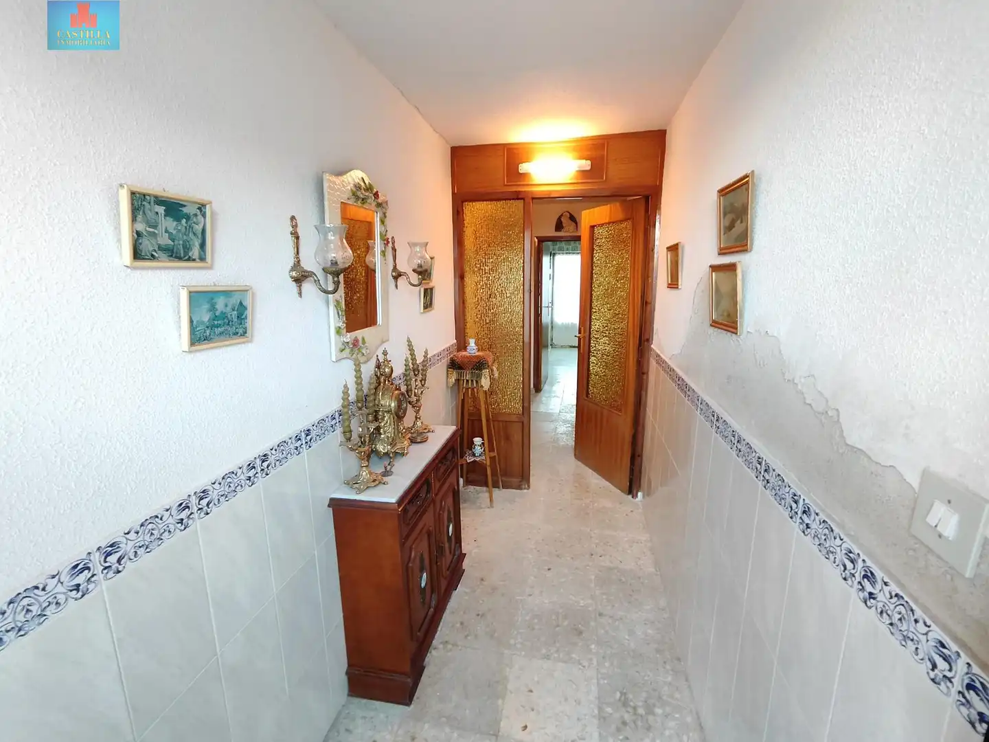 Houses for sale in Velayos  with Private garden and Storage room