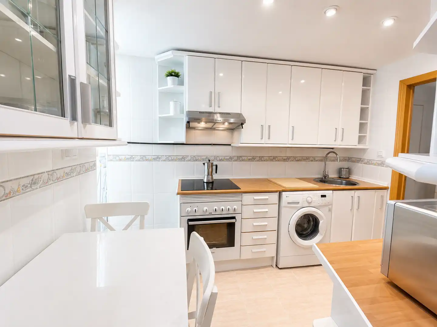 Kitchen of Flat for sale in Getafe  with Air Conditioner, Heating and Storage room