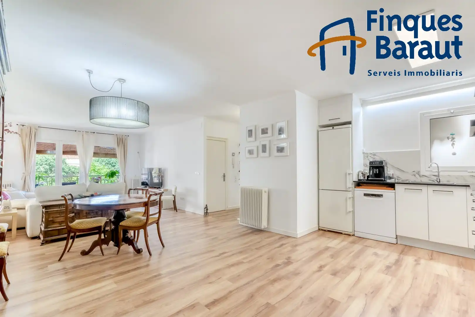 Piso en venta en Figueres con Calefacción, Terraza y Amueblado