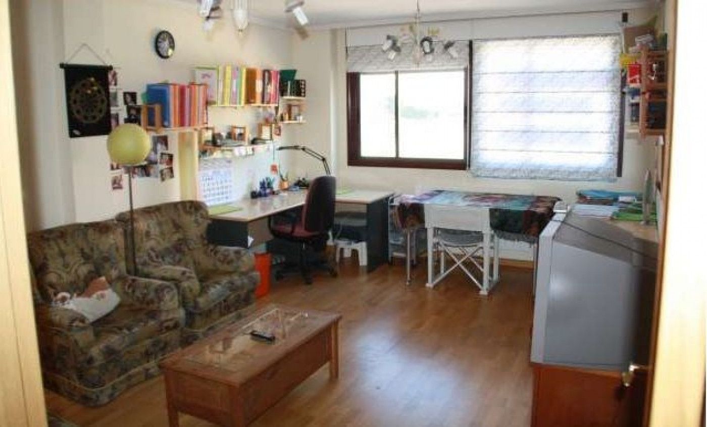 Living room of Flat for sale in Valladolid Capital  with Heating, Terrace and Storage room
