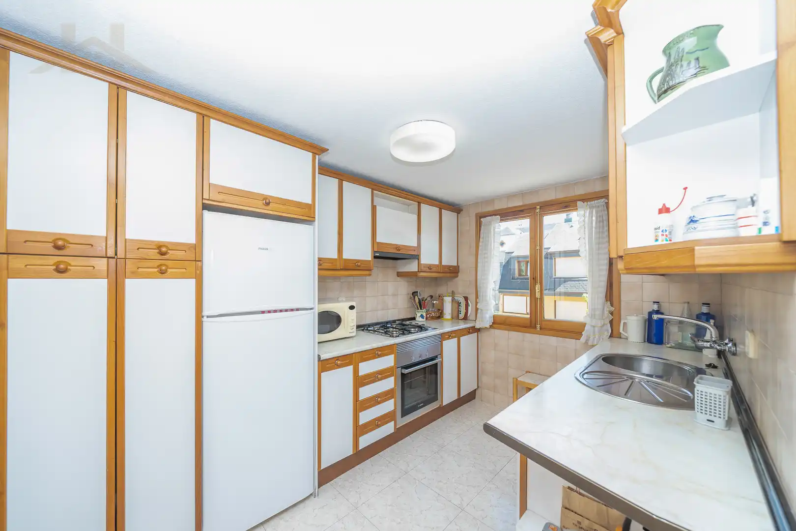 Kitchen of Detached homes for sale in El Escorial  with Heating, Parquet flooring and Terrace