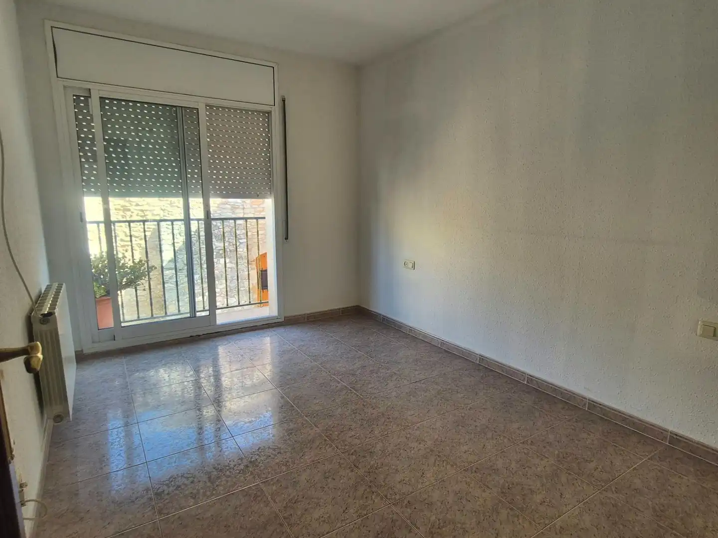 Habitación de Casa adosada en venta en Castellet i la Gornal con Calefacción