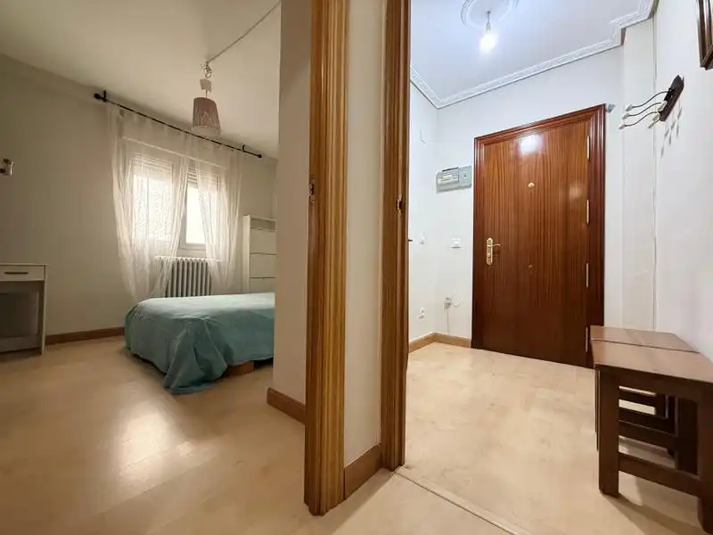 Habitación de Piso en venta en Valladolid con Calefacción y Balcón