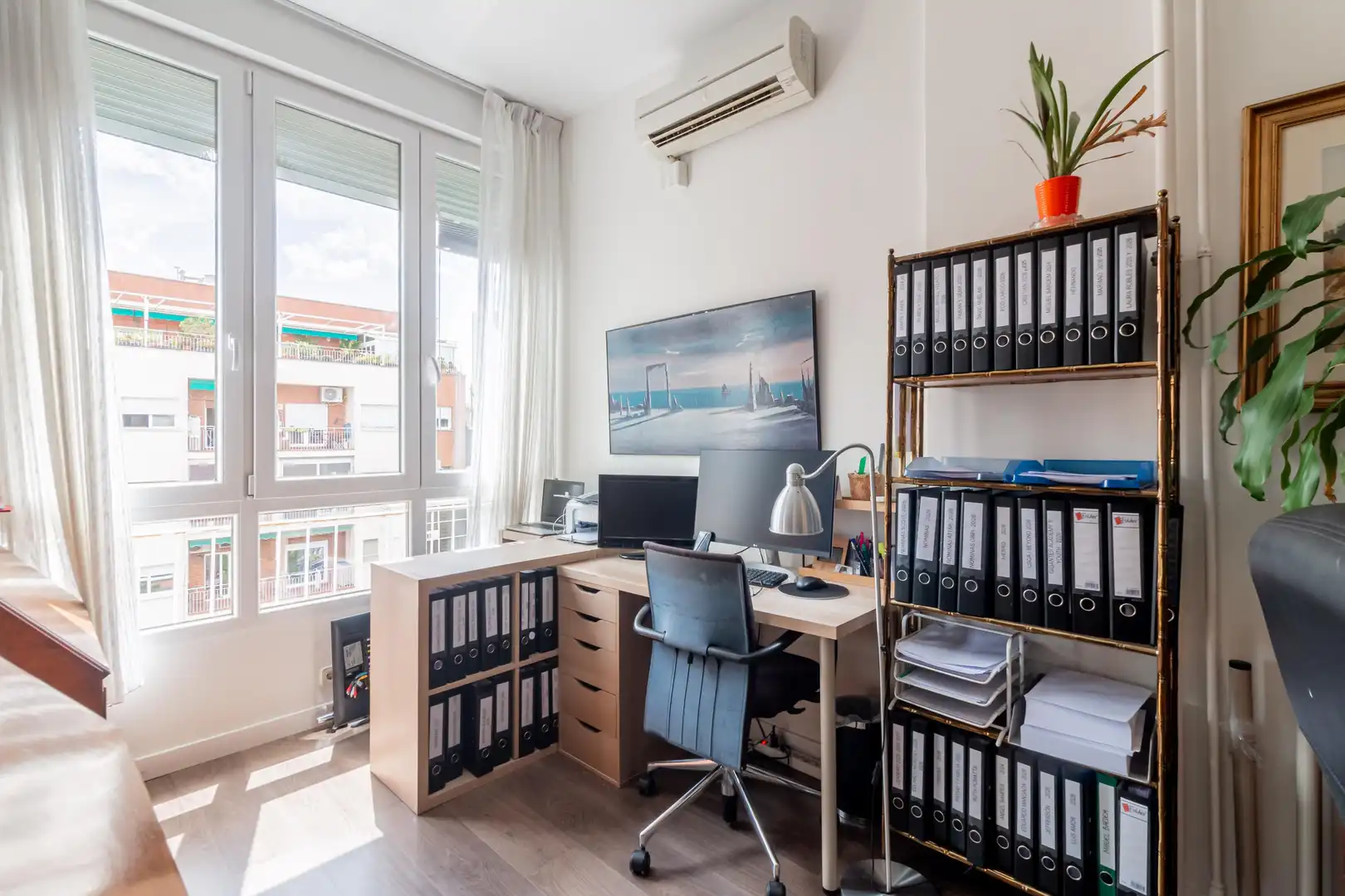 Dormitori de Apartament en venda en Madrid amb Calefacció
