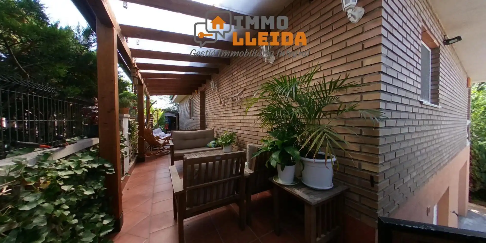 Terrassa de Casa o xalet en venda en La Sentiu de Sió amb Calefacció, Terrassa i Traster