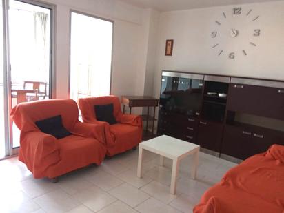 Living room of Flat to rent in  Zaragoza Capital  with Heating, Furnished and Oven
