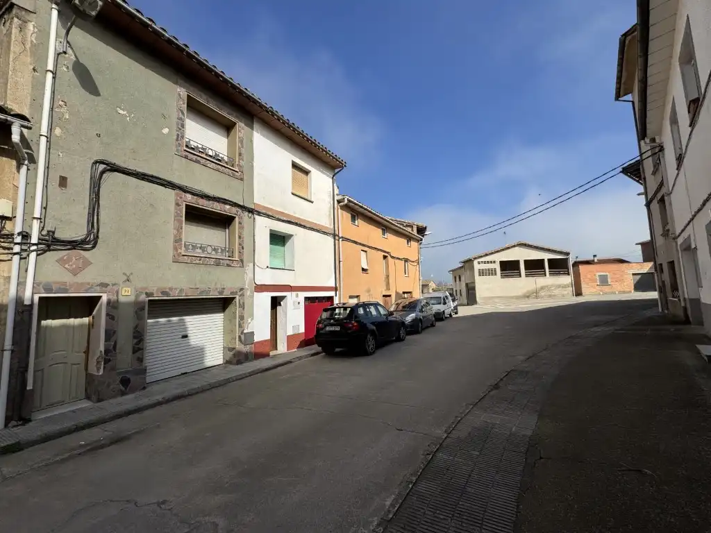 Terraced house for sale in Calle Pelics