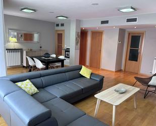 Sala d'estar de Apartament per a compartir en  Zaragoza Capital amb Aire condicionat i Terrassa