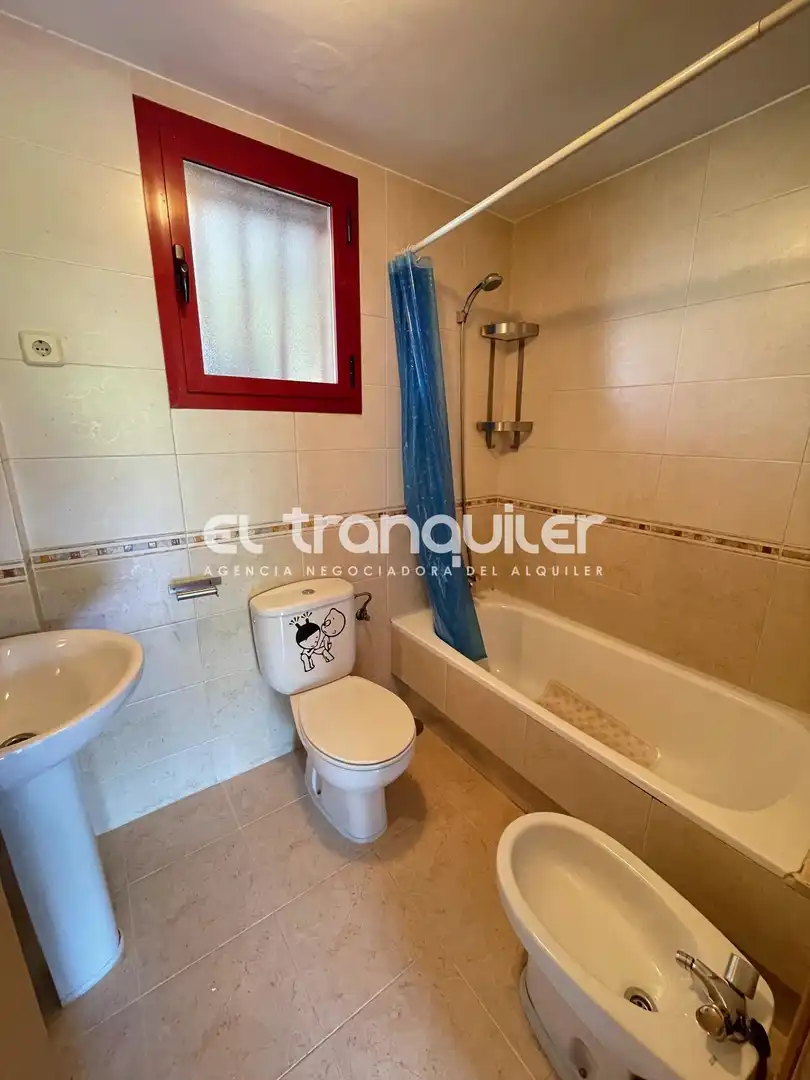 Flat for rent in Calle Francisco Umbral, Rivas Futura