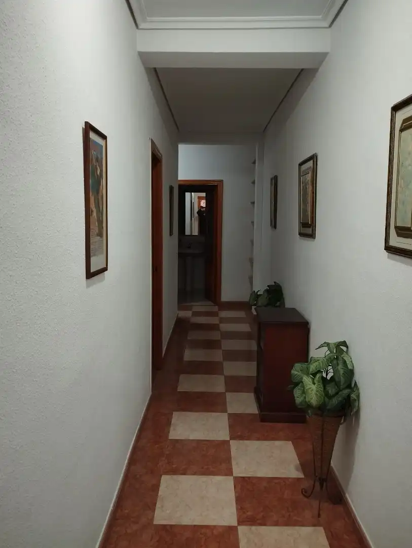 Flat for sale in Cabra  with Storage room, Furnished and TV