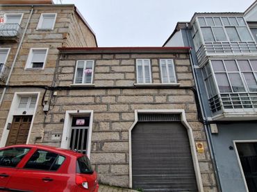House for sale in A Carballeira